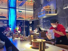 大堂-西塔老太太泥炉烤肉(温州首店万象城黑金店)