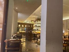 -来龙里 精致 东南亚餐室(万象城店)