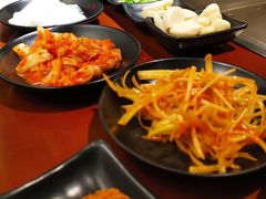 -肉甲韩国木炭烤肉(新壹街1店)
