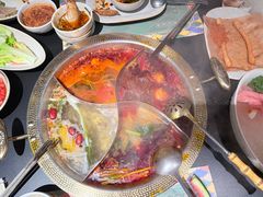 -廖掌柜·重庆鲜货火锅(上海首店)