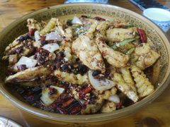 -一品红烧鸭特色川菜(三岔湖店)
