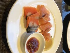 -大中华希尔顿酒店-念自助餐·海南美食·三文鱼