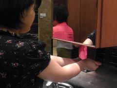 洗手间可照镜干手机-稻香酒家·33年老字号·港式粤菜(富邦中心店)