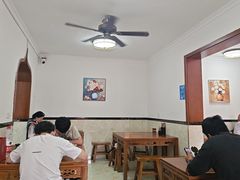 -刘信牛羊肉泡馍小炒(回民街店)