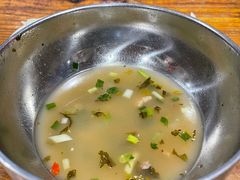 饭扫光-齐记土鸡米线