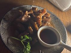 -三两三民谣咖啡清吧