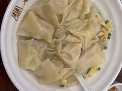 刀鱼馄饨-老半斋(福州路店)