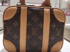 -LV路易威登(国际广场店)