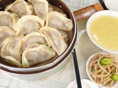 -金城包子牛肉灌汤包(台东四路店)