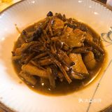 中国园林风，庭院深深，错落有致，好在菜的味道也不差