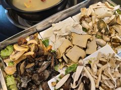 -野菌皇海景野生菌火锅(滨海大道店)