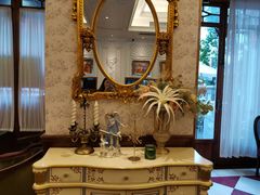 -秘密旅行Bonjour(黑金冠 江南西店)