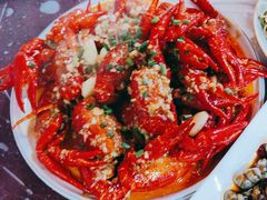 -江湖亮亮蒸虾大排档烤全羊清真(武汉总店)