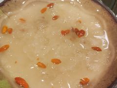 银耳莲子羹-双燕楼·手工馄饨·汤面小吃(世纪汇店)