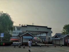 -平望服务区·停车场