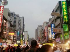 -六合夜市
