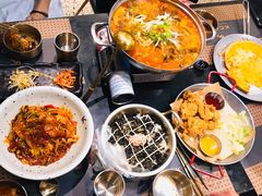 辛牛骨火锅-KCOOKING概念韩餐(世茂52+店)