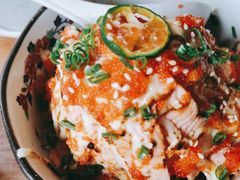 火炙三文鱼爆丼饭-熊藏居酒屋(kkone店)