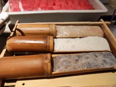 -尚尚仙·酸汤猪手·猪肚鸡火锅(华联万柳购物中心店)