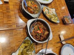 -Hoang Yen Vietnamese Cuisine