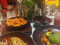 -BROWNSTONE布朗石西班牙餐厅(富城店)