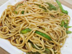 -洪姐川菜东北菜铁锅炖(天生丽街店)