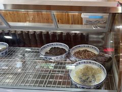 -屯老二农家铁锅炖·行业领军者(梅江店)