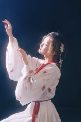 -汉仪华裳汉服馆(打浦桥店)