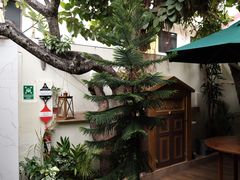 -Sala Thai Restaurant