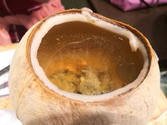 泰国椰皇炖汤-陈鹏鹏潮汕菜(欢乐海岸 海边景观店)