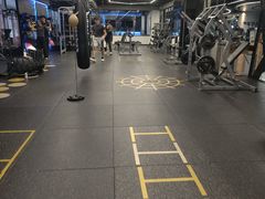 -懒人Club健身(卓越时代广场店)