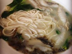 -明呈黄鱼面馆(斜土路店)