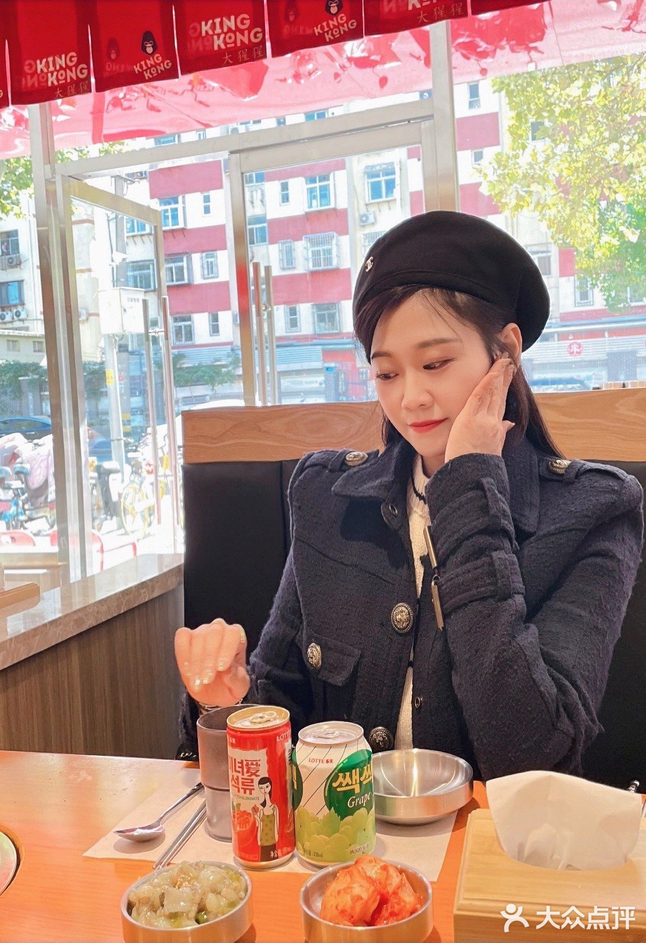 老板是韩国人，烤肉也不用自己动手