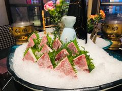 -鼎泰亨·海鲜牛肉餐厅(滨江店)