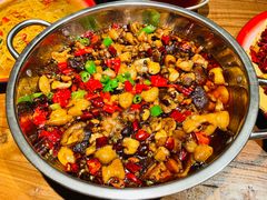 -泥糊破店小酒馆·团建聚餐(南京西路店)