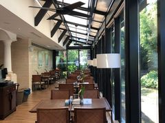 靠窗位-天悦阁海景酒廊