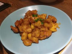 咕咾肉-蜜桃餐厅·伴山(湖滨商业街店)