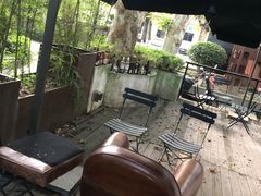 -黑胶星球(华发中城商都店)
