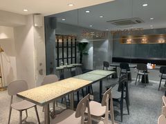 -莓超疯(浦西万达店)