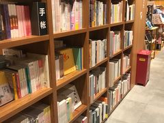 -百新书局(尚悦湾店)