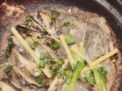 -老班长·小龙虾·鲜货烧烤大排档(金街美地店)