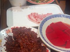 -沸炉重庆老火锅(军事博物馆店)