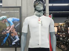 -迪卡侬(越秀公园店)