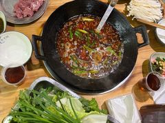 -黔老锅地摊火锅(盐务街店)