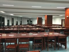 -公益图书馆(江南大学店)