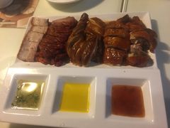 -新大咀港式茶餐厅(宝山万达店)