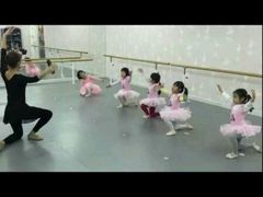 -Isee灰姑娘国际儿童艺术中心(BHGMall店)