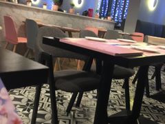-樱花里音乐餐吧·牛扒椰子鸡(东圃店)