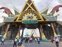 -七彩云南欢乐世界