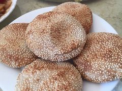 芝麻烧饼-迎宾楼饭庄(窦店)